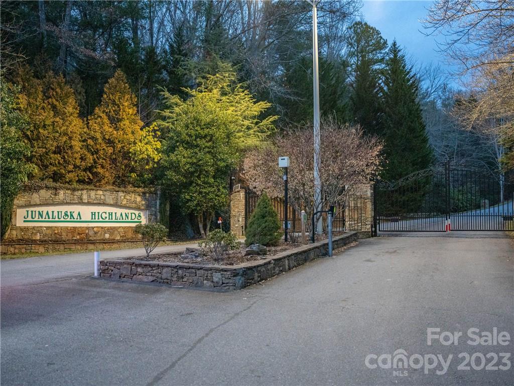 0 Valhalla Cove 2 Property Photo 5