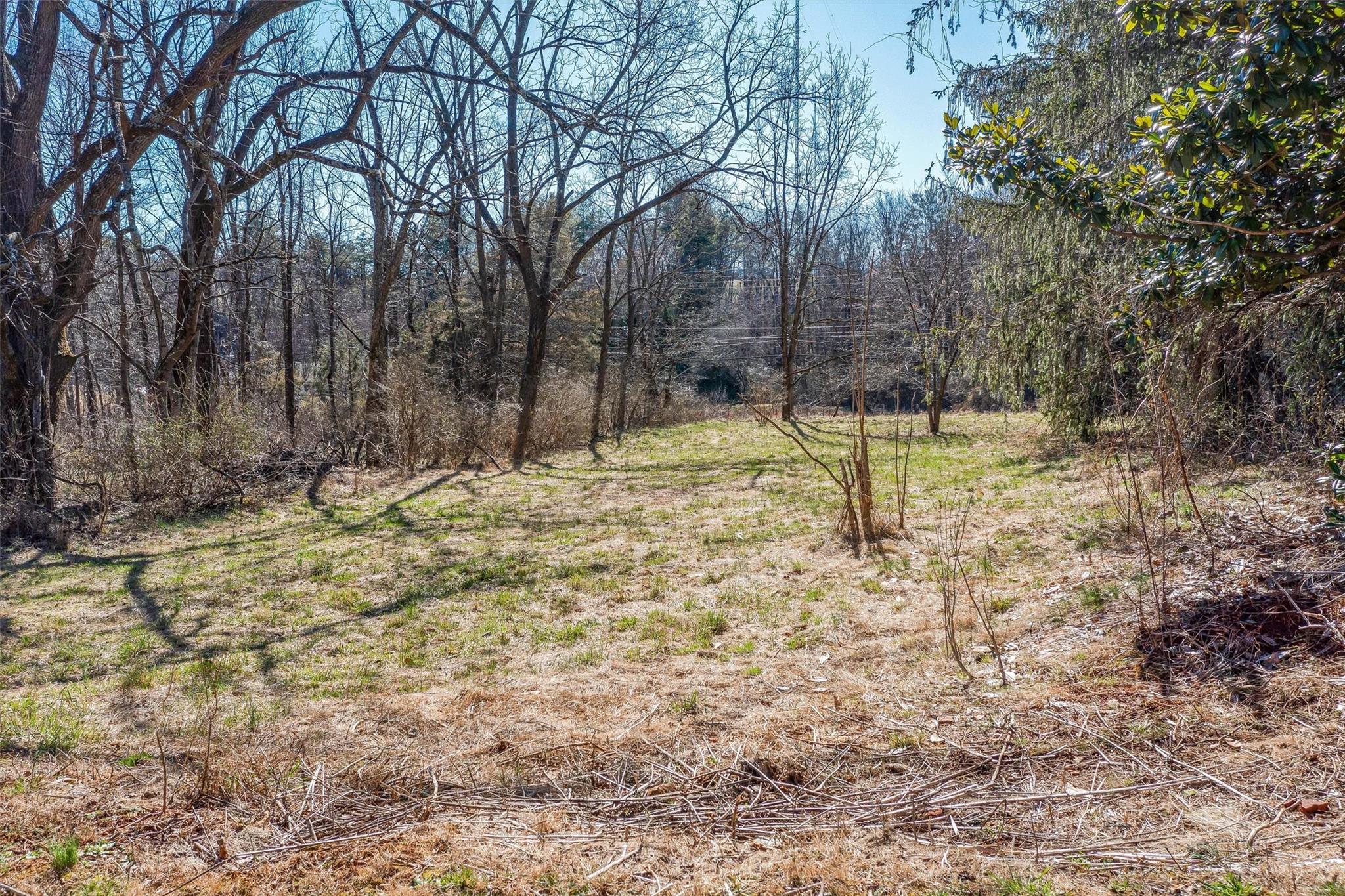 815 Emma Road Property Photo 13