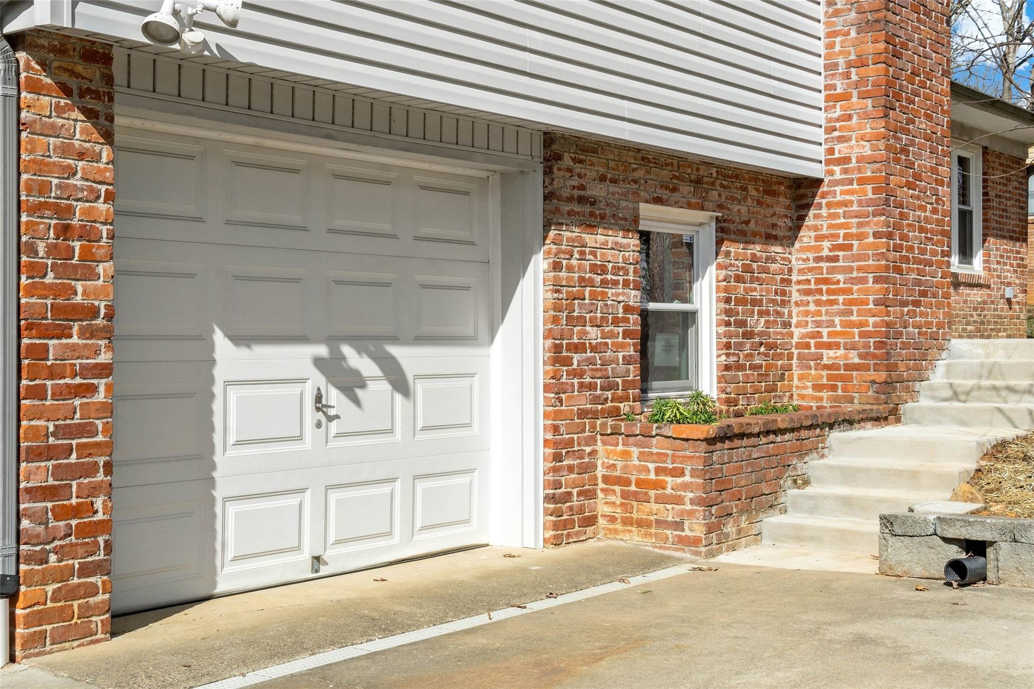 28 Goldmont Street Property Photo 8