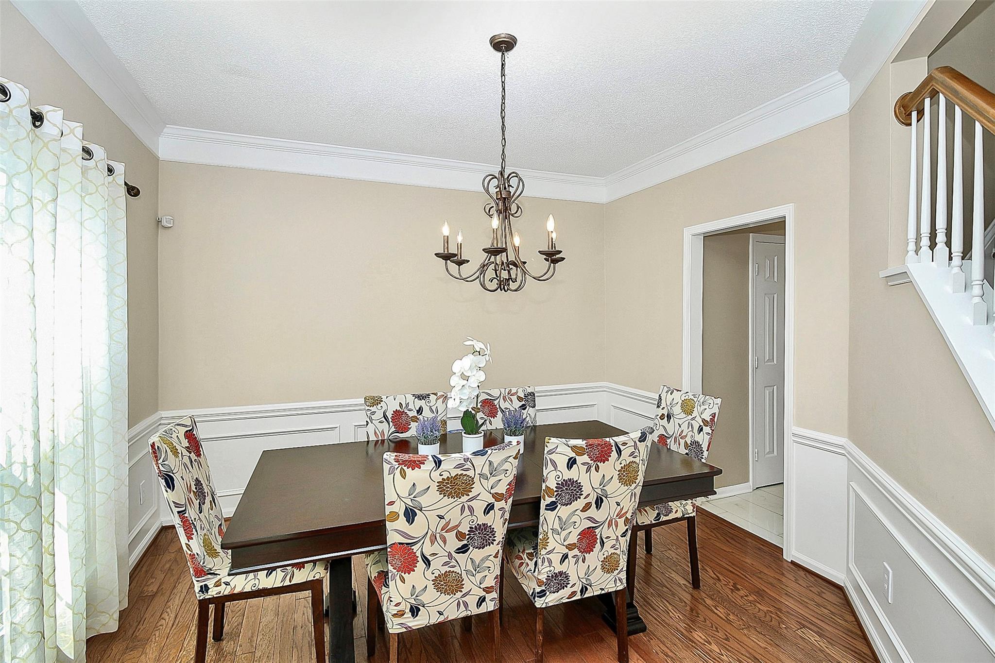 6823 Bickham Lane Property Photo 6