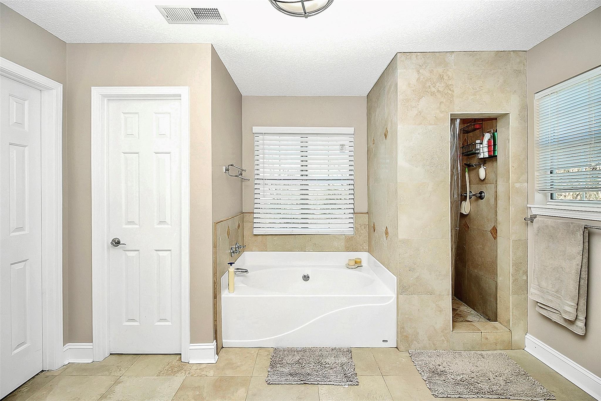 6823 Bickham Lane Property Photo 24