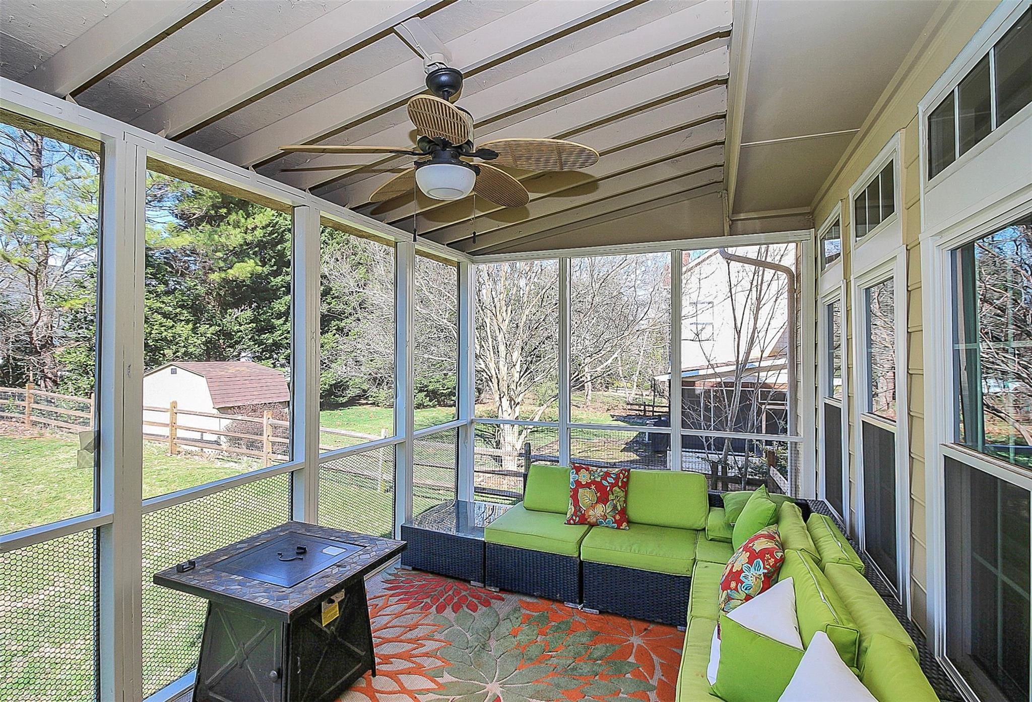 6823 Bickham Lane Property Photo 37