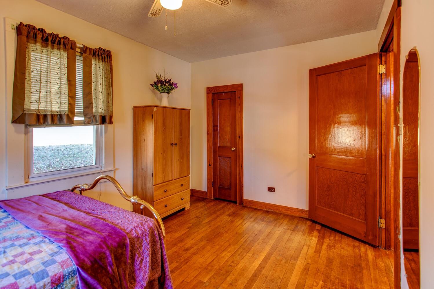 2691 New Leicester Highway Property Photo 15