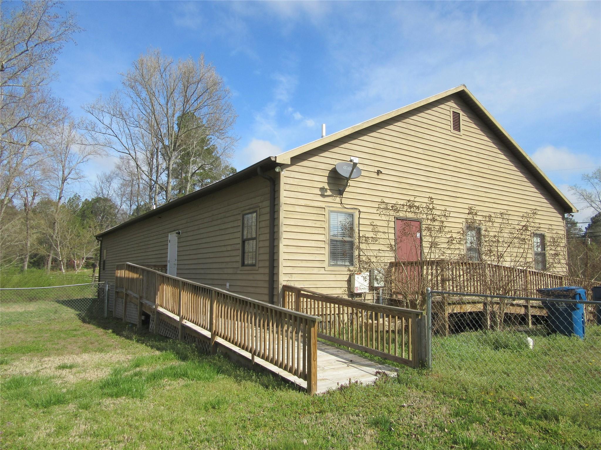 0925 Ophir Avenue Property Photo 3