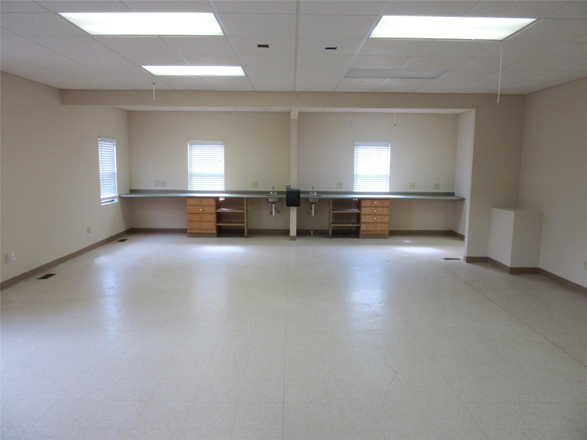 0925 Ophir Avenue Property Photo 8