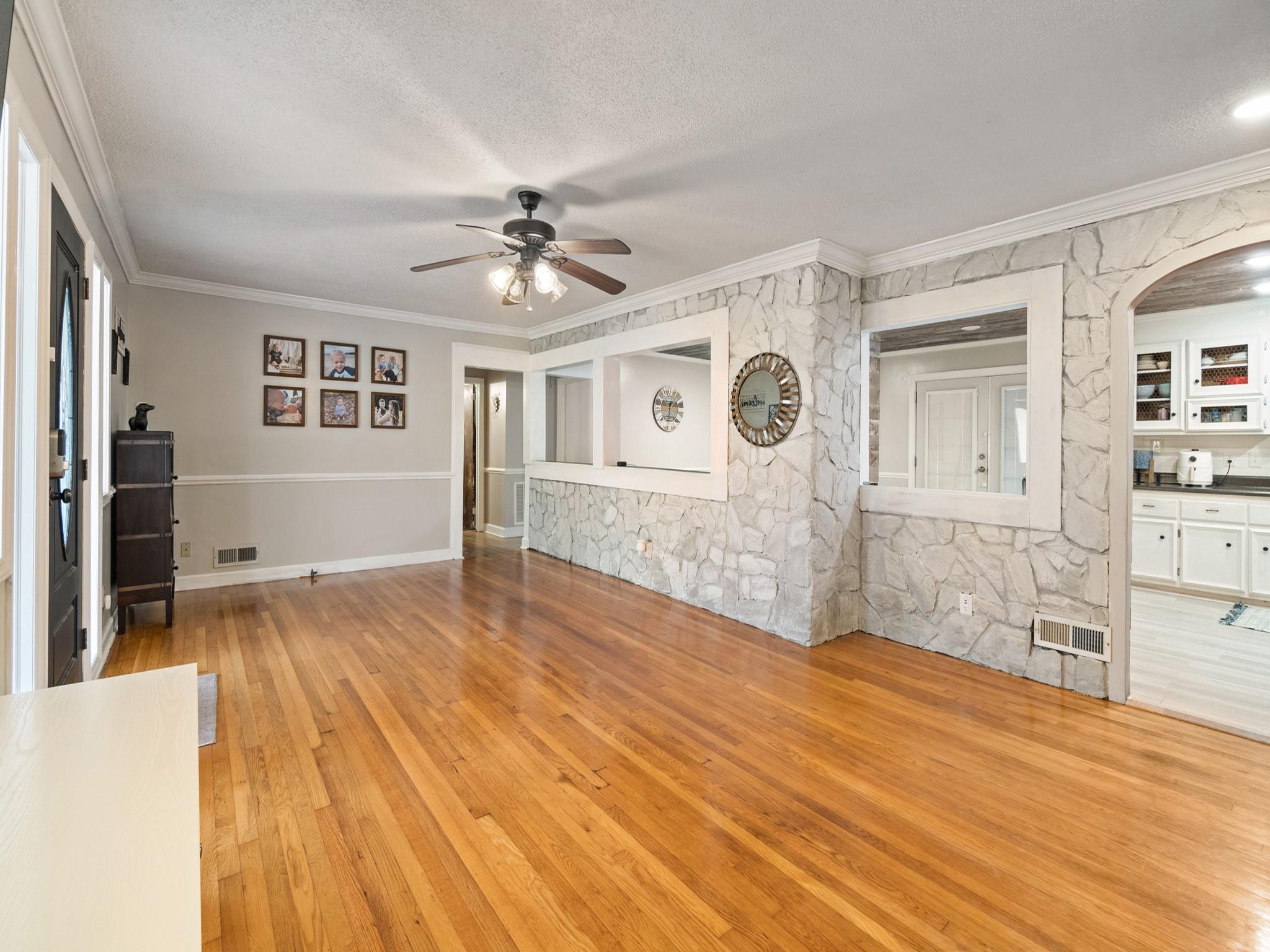 5730 York Highway Property Photo 6