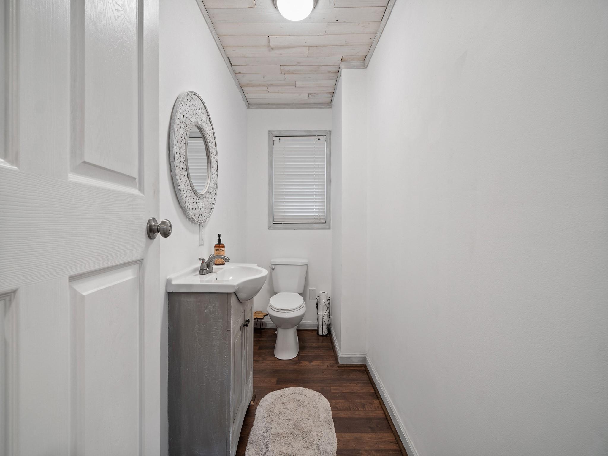 5730 York Highway Property Photo 8
