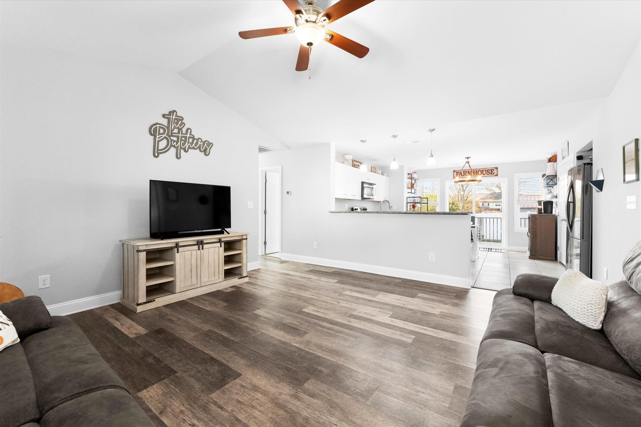 204 S Chapel Street Property Photo 6