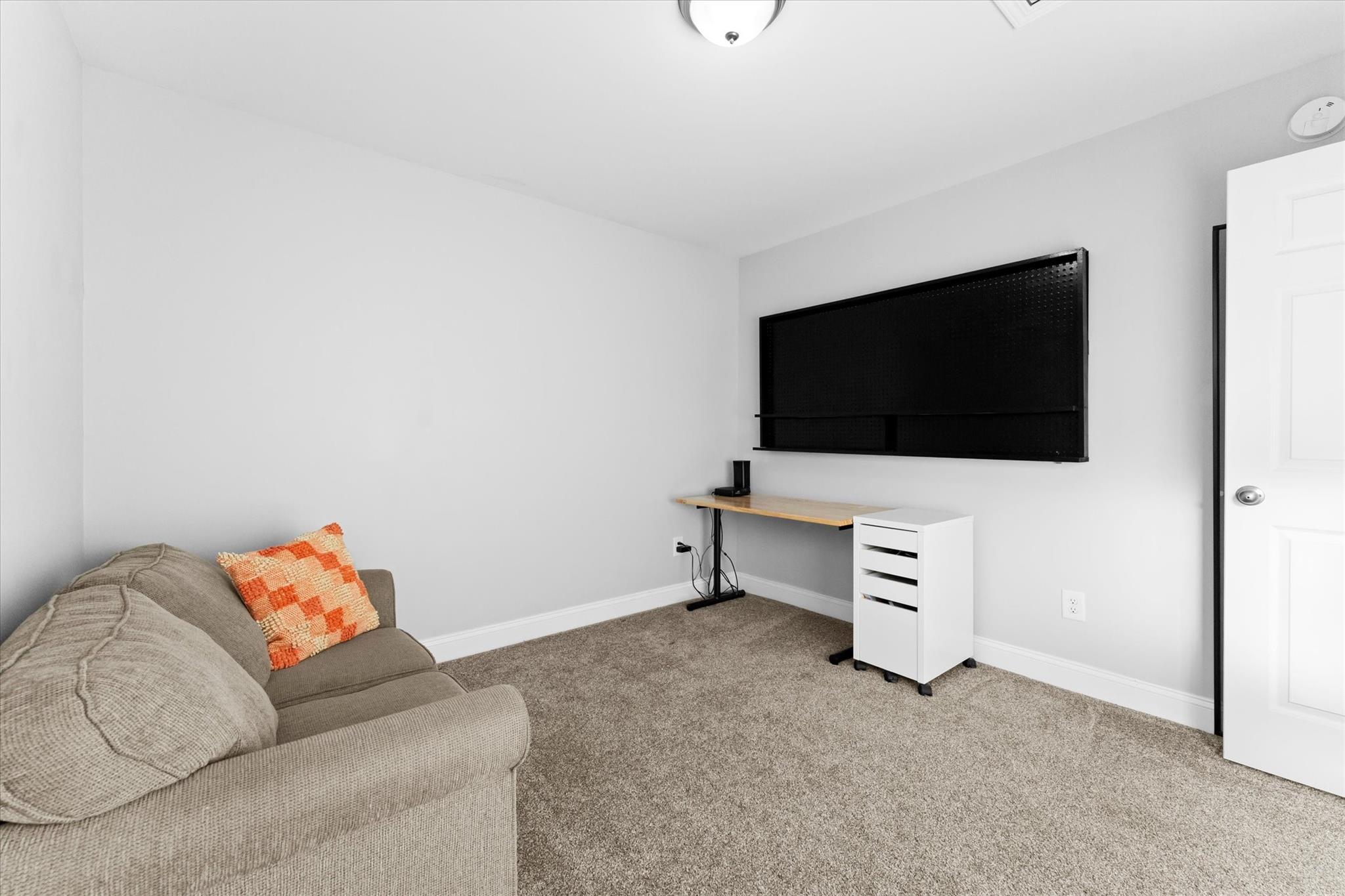 204 S Chapel Street Property Photo 22