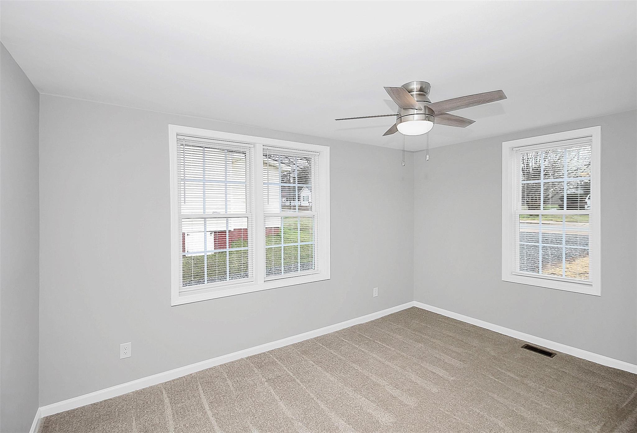 623 Central Drive Property Photo 13