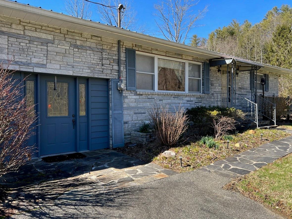 621 Stecoah Road Property Photo