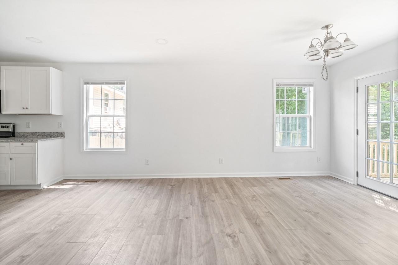 1010 Miller Street Property Photo 12