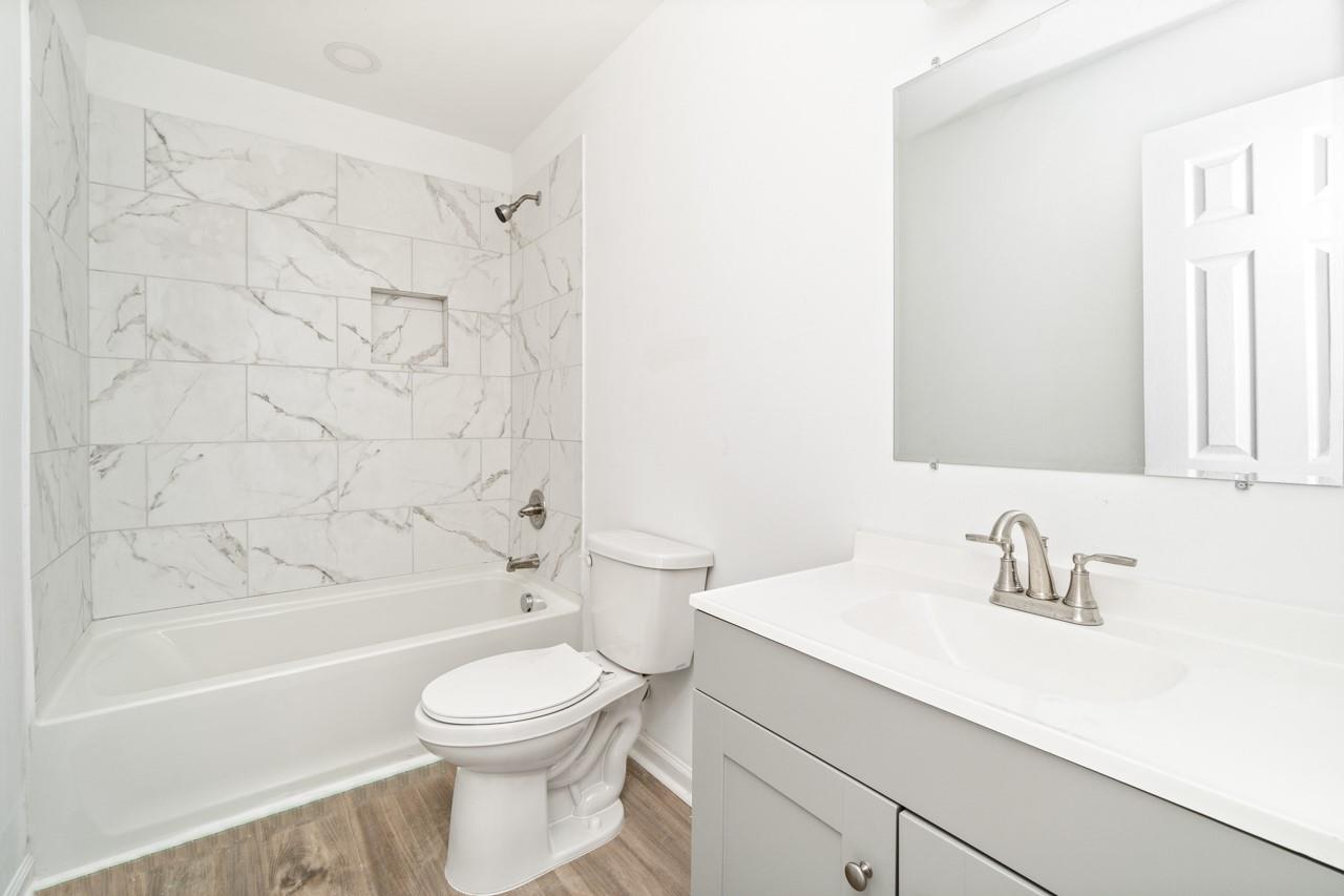 1010 Miller Street Property Photo 17