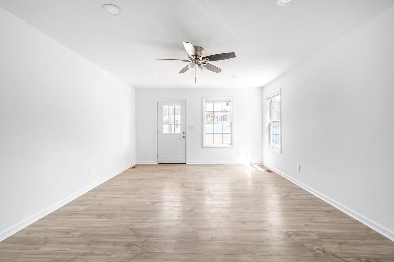 1010 Miller Street Property Photo 25