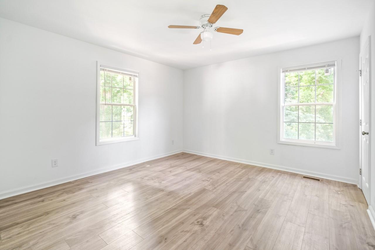 1010 Miller Street Property Photo 27