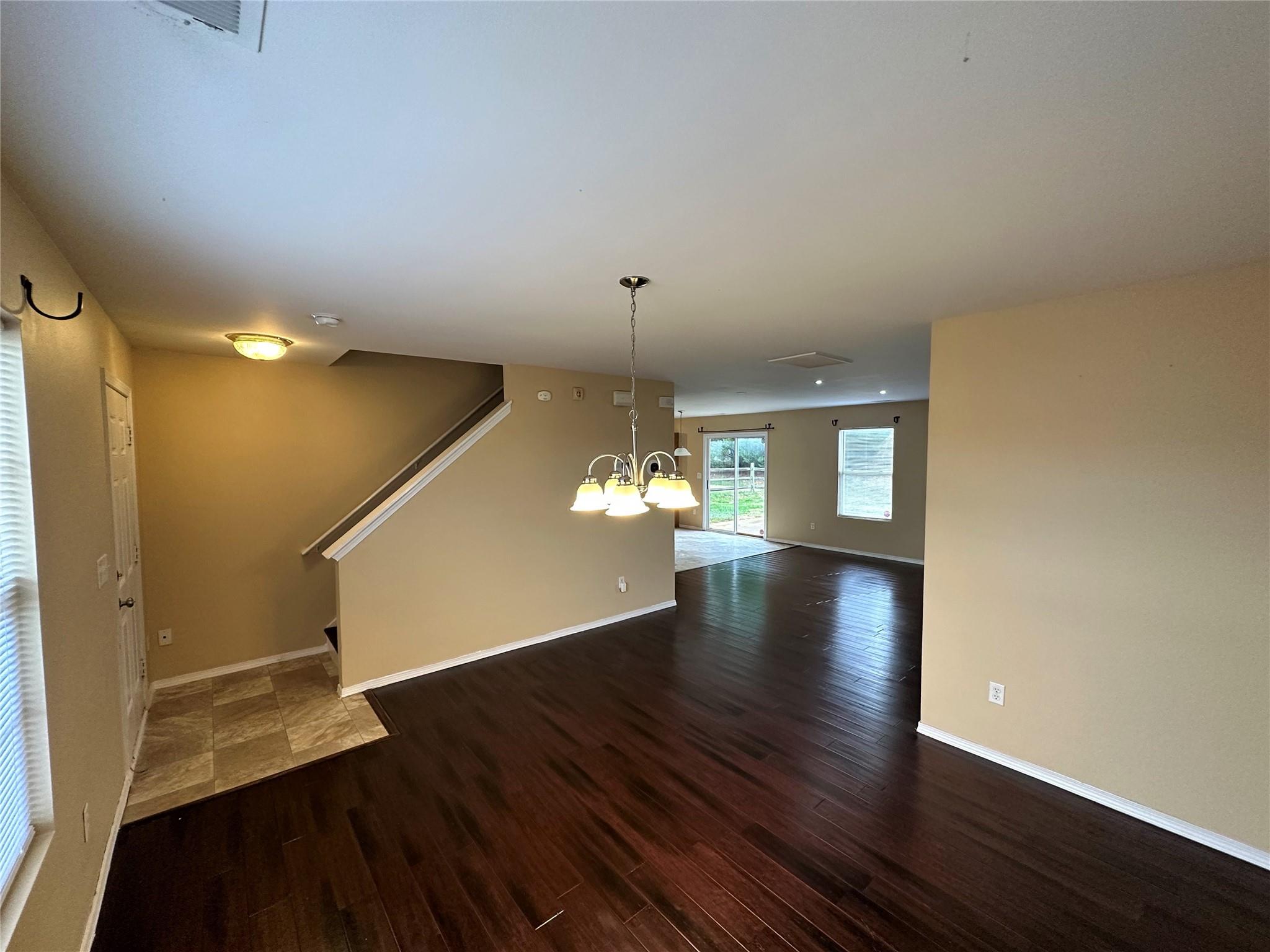 8125 Rosberg Lane Property Photo 4