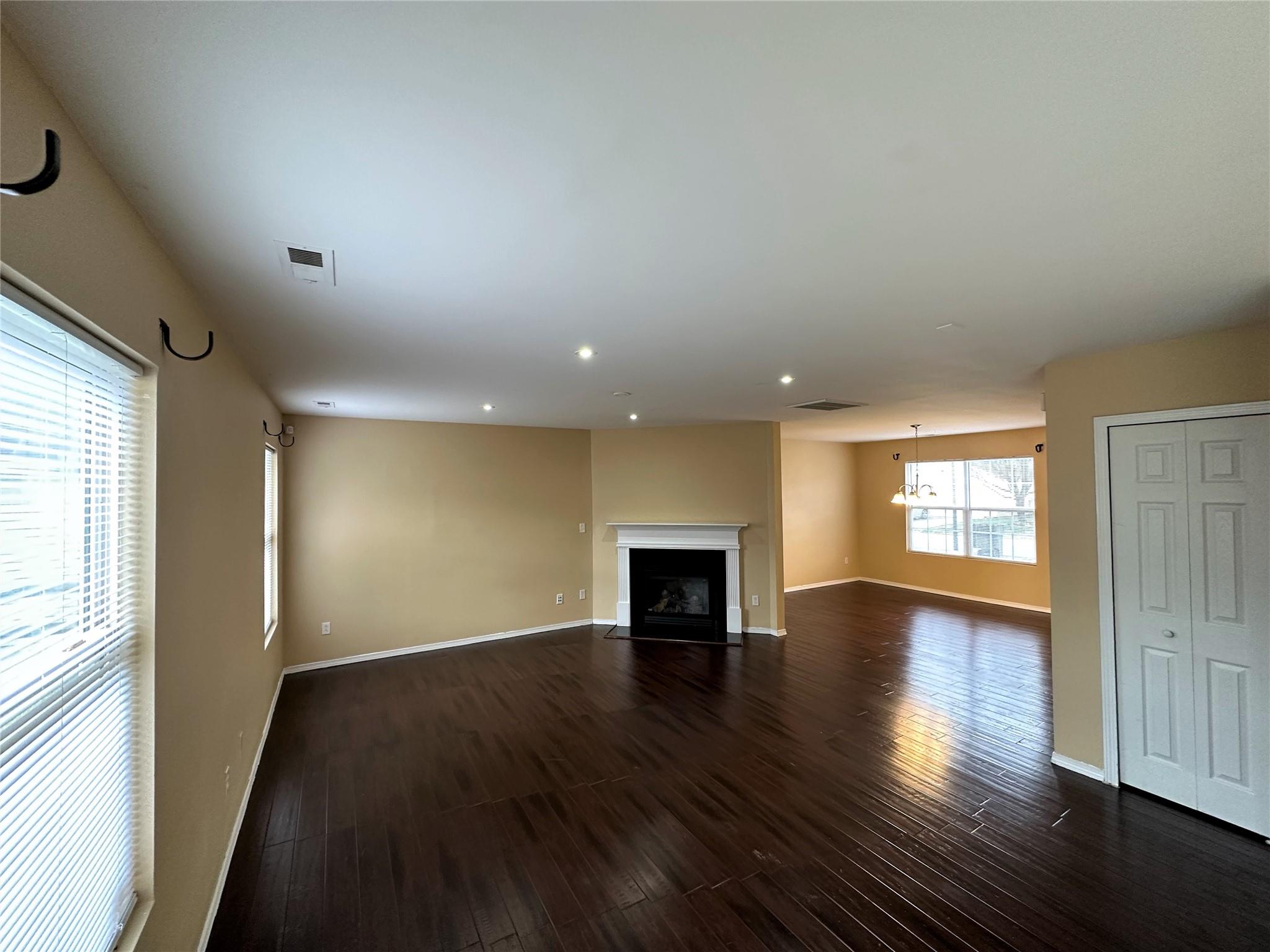 8125 Rosberg Lane Property Photo 6