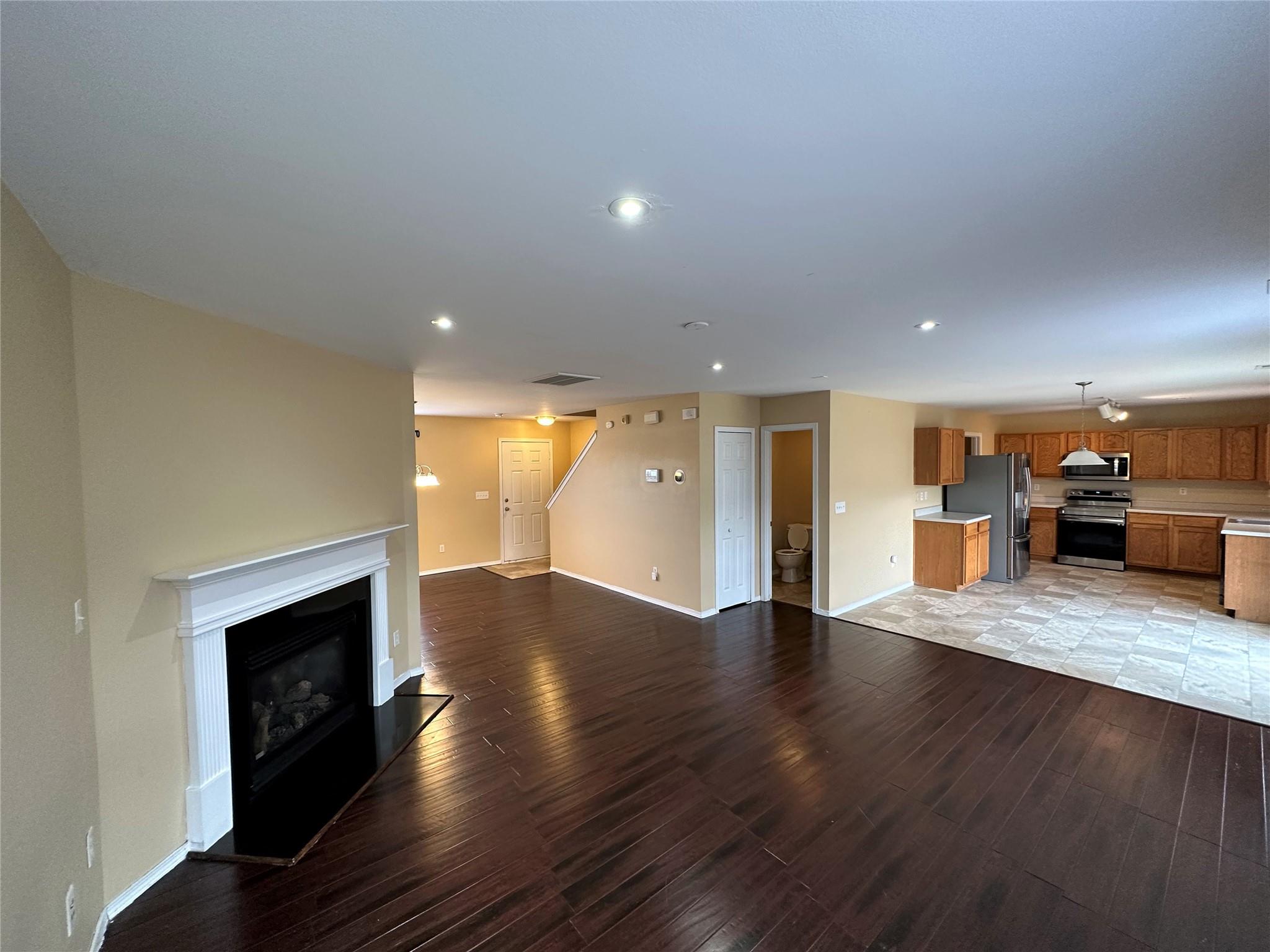 8125 Rosberg Lane Property Photo 7