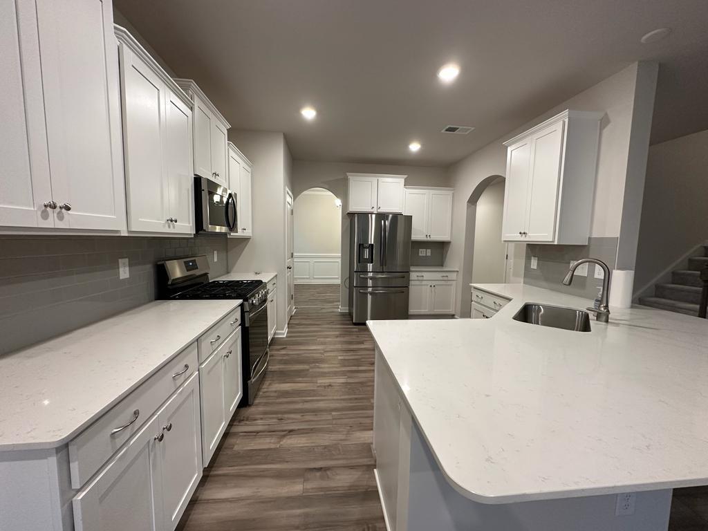 15119 Nichols Hall Drive Property Photo 4