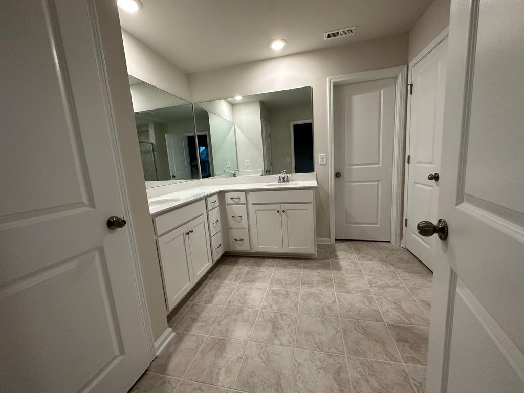 15119 Nichols Hall Drive Property Photo 10