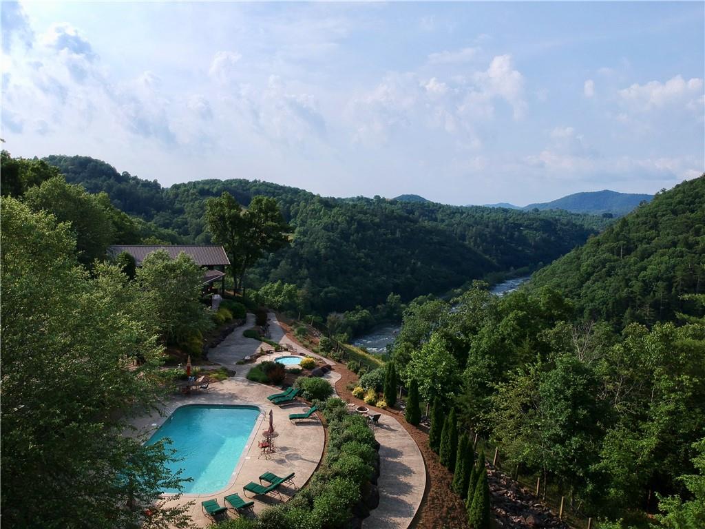 305 Raccoon Run 25 Property Photo 4