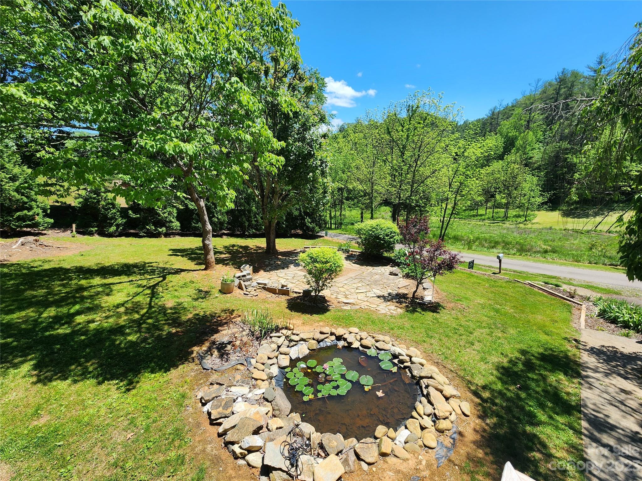 224 Echo Hill Drive Property Photo 41