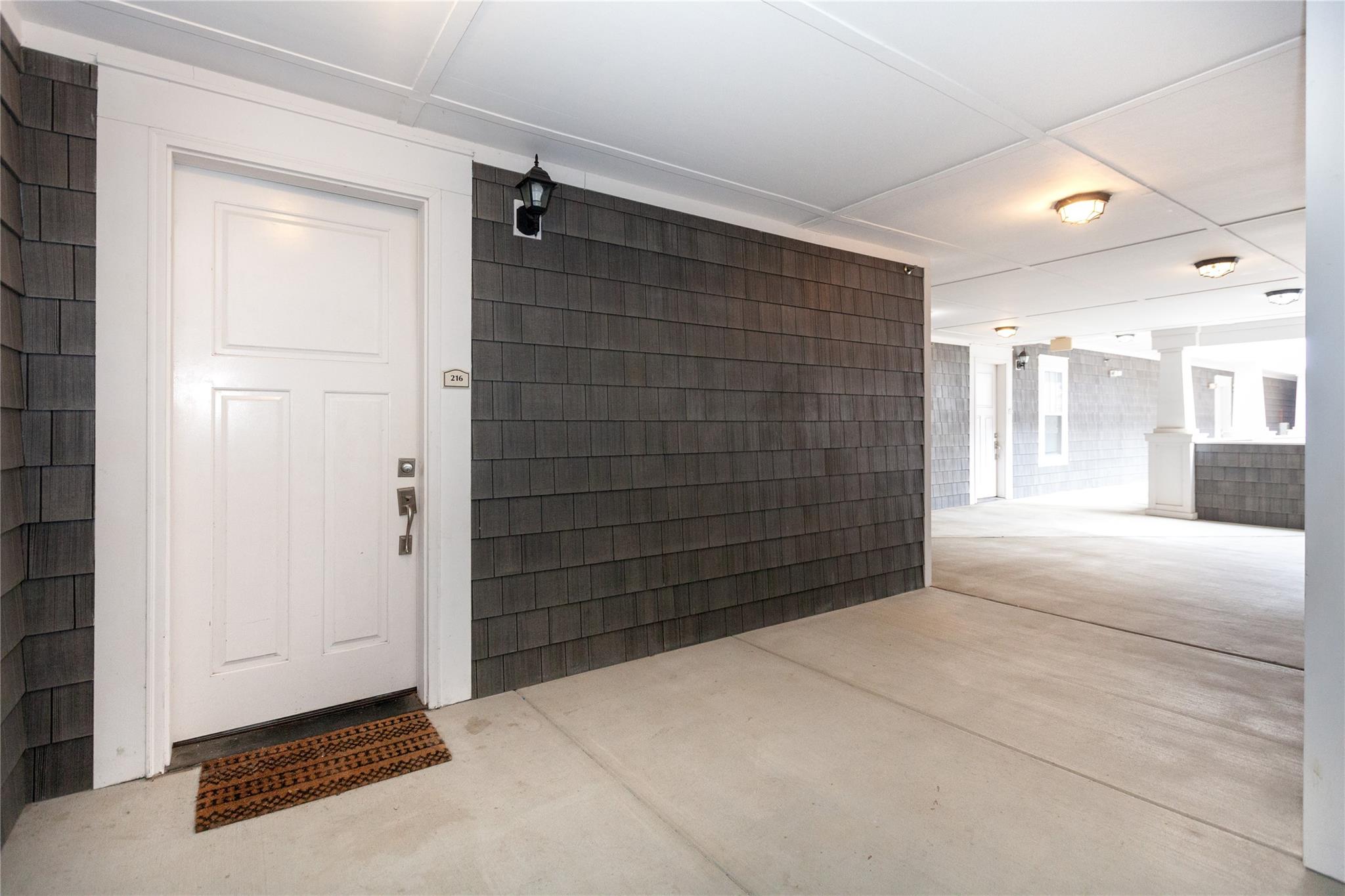 301 E Tremont Avenue Property Photo 3