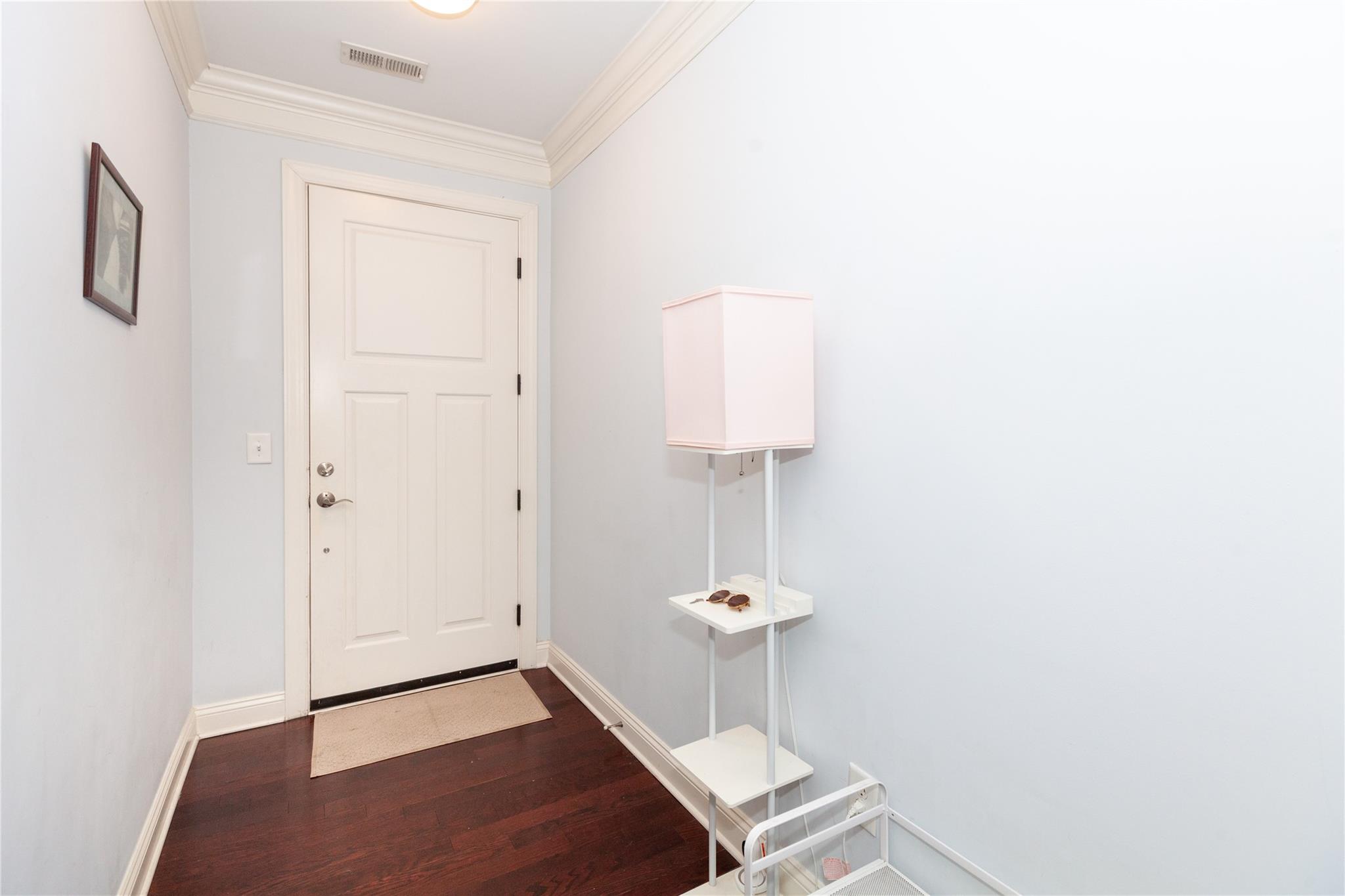 301 E Tremont Avenue Property Photo 4