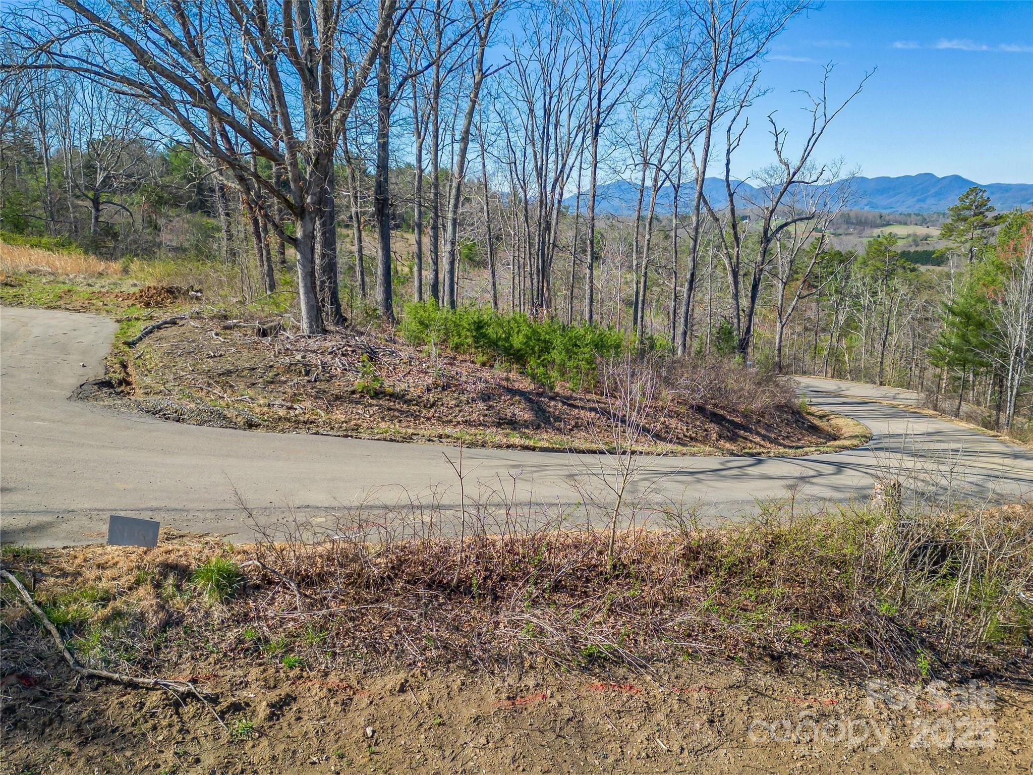 138 Saddle Ridge Drive 12 Property Photo 14