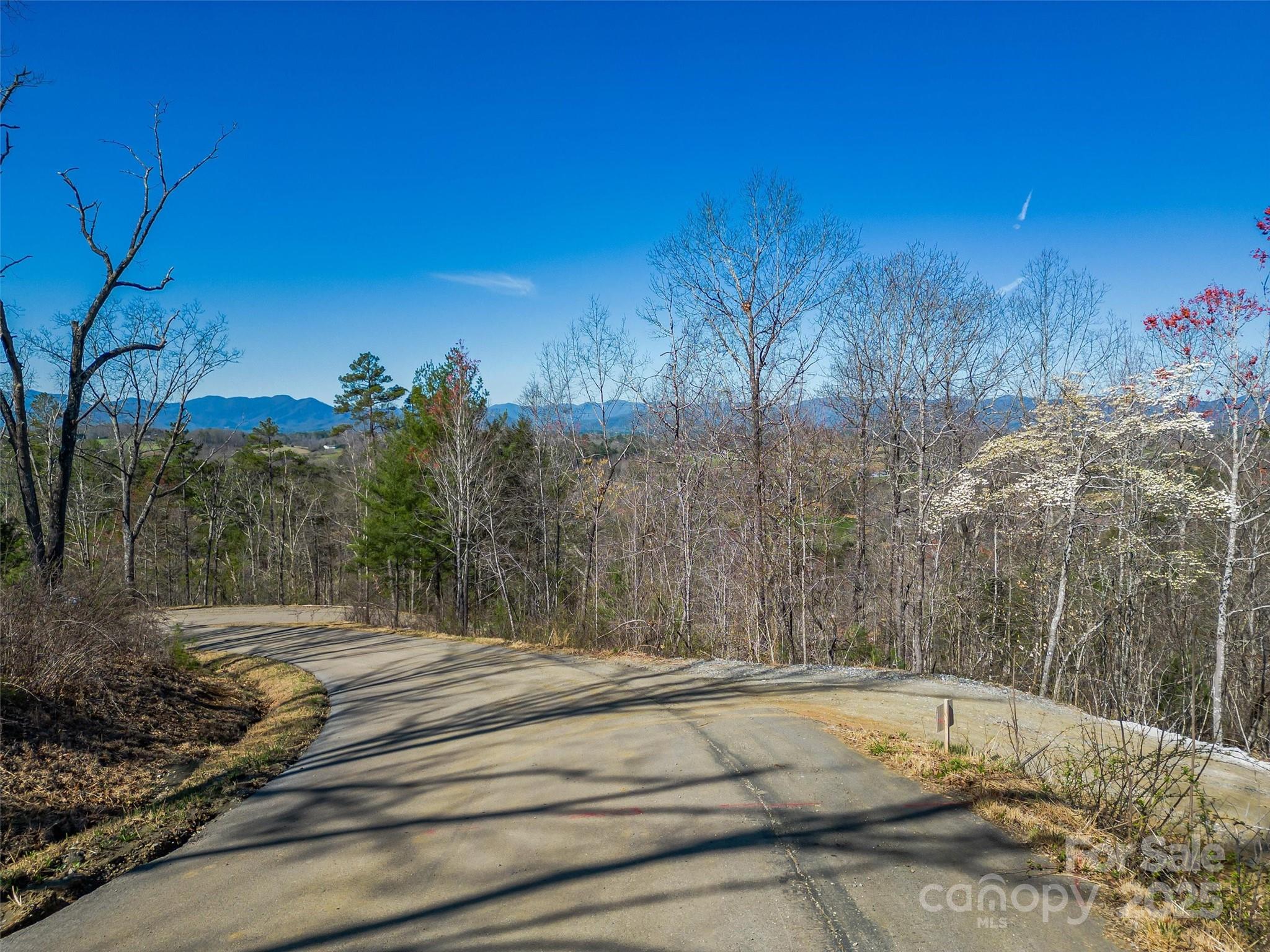 138 Saddle Ridge Drive 12 Property Photo 23