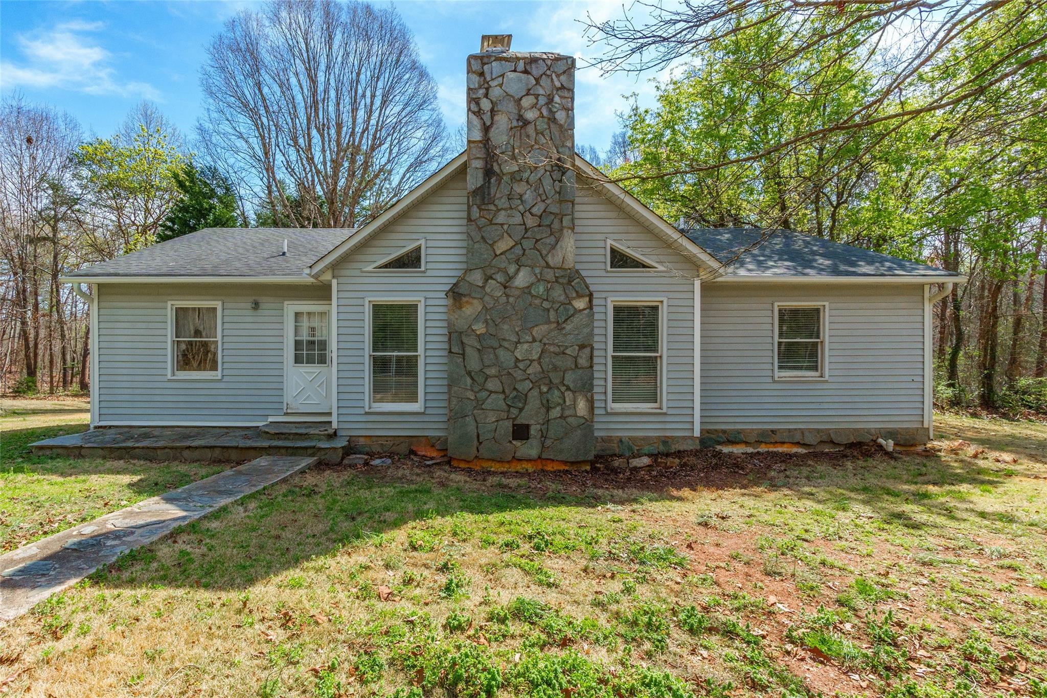 6360 Boulder Drive Property Photo 1