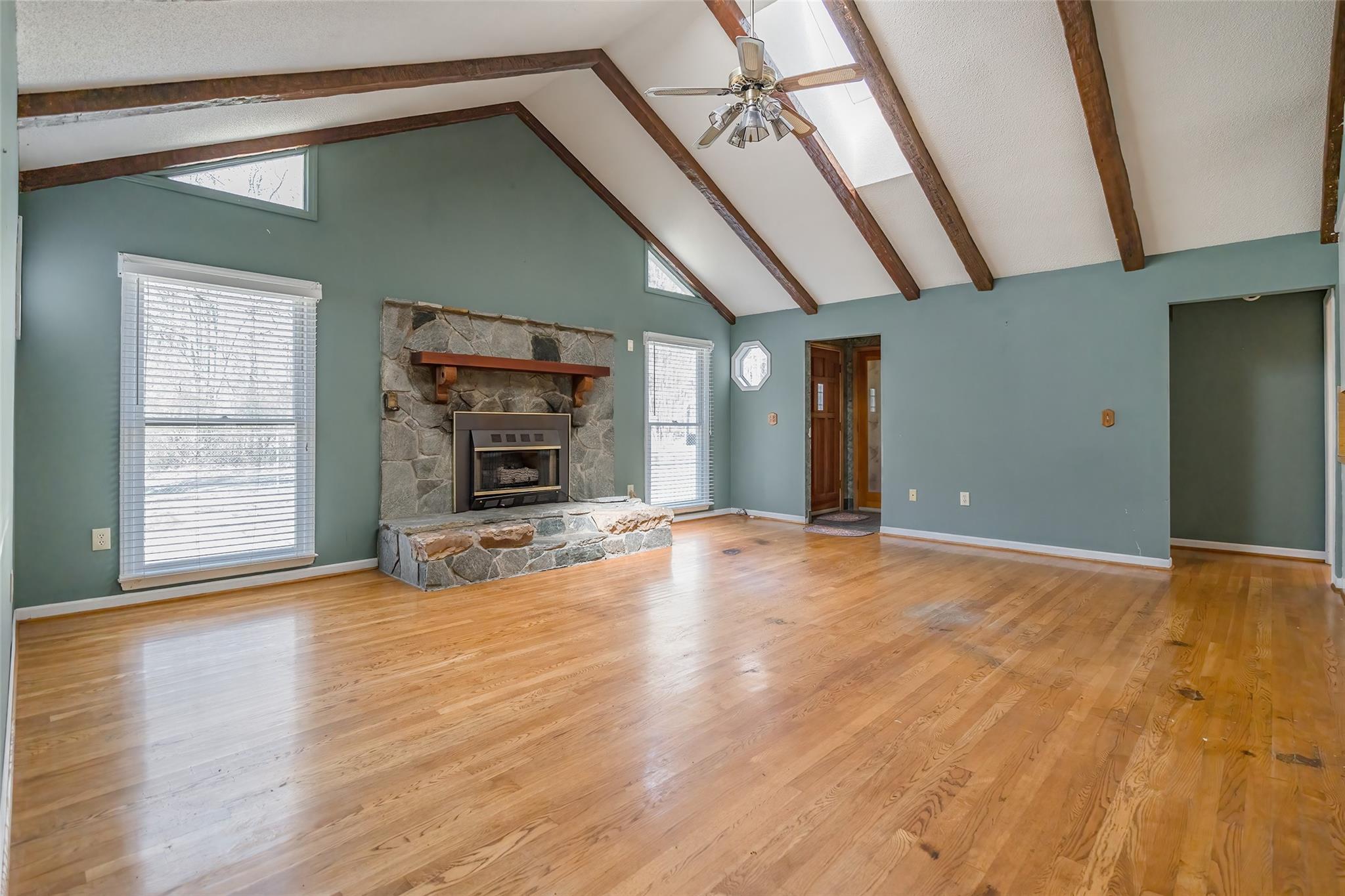 6360 Boulder Drive Property Photo 7