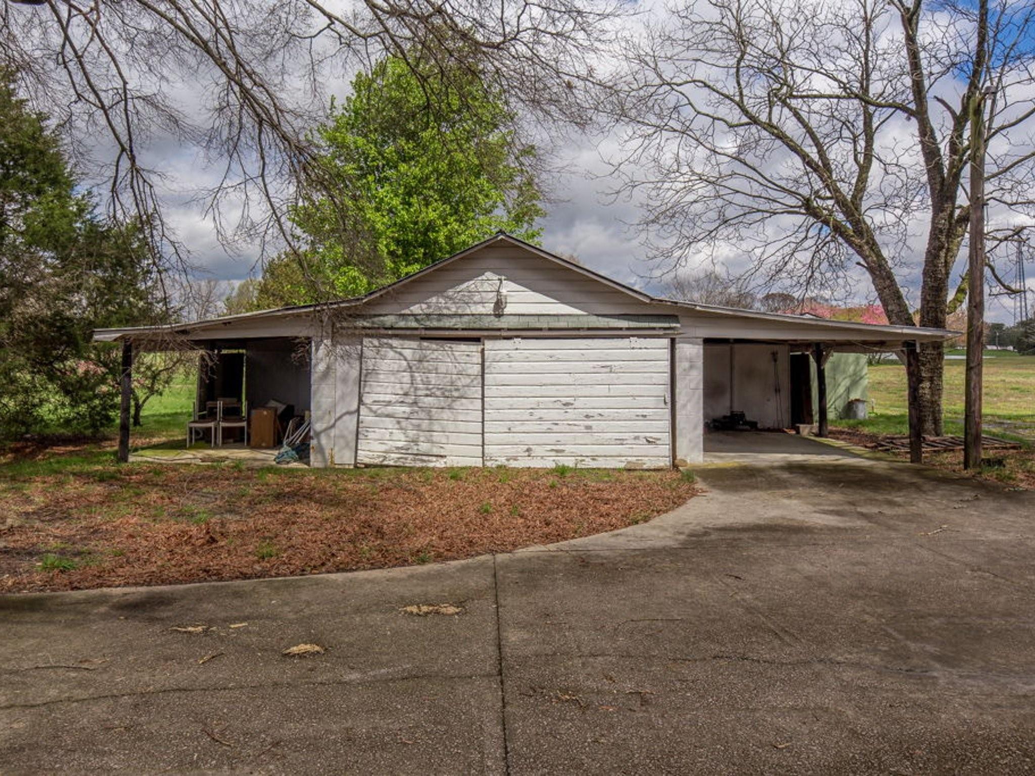 4085 W Nc 152 Highway Property Photo 19