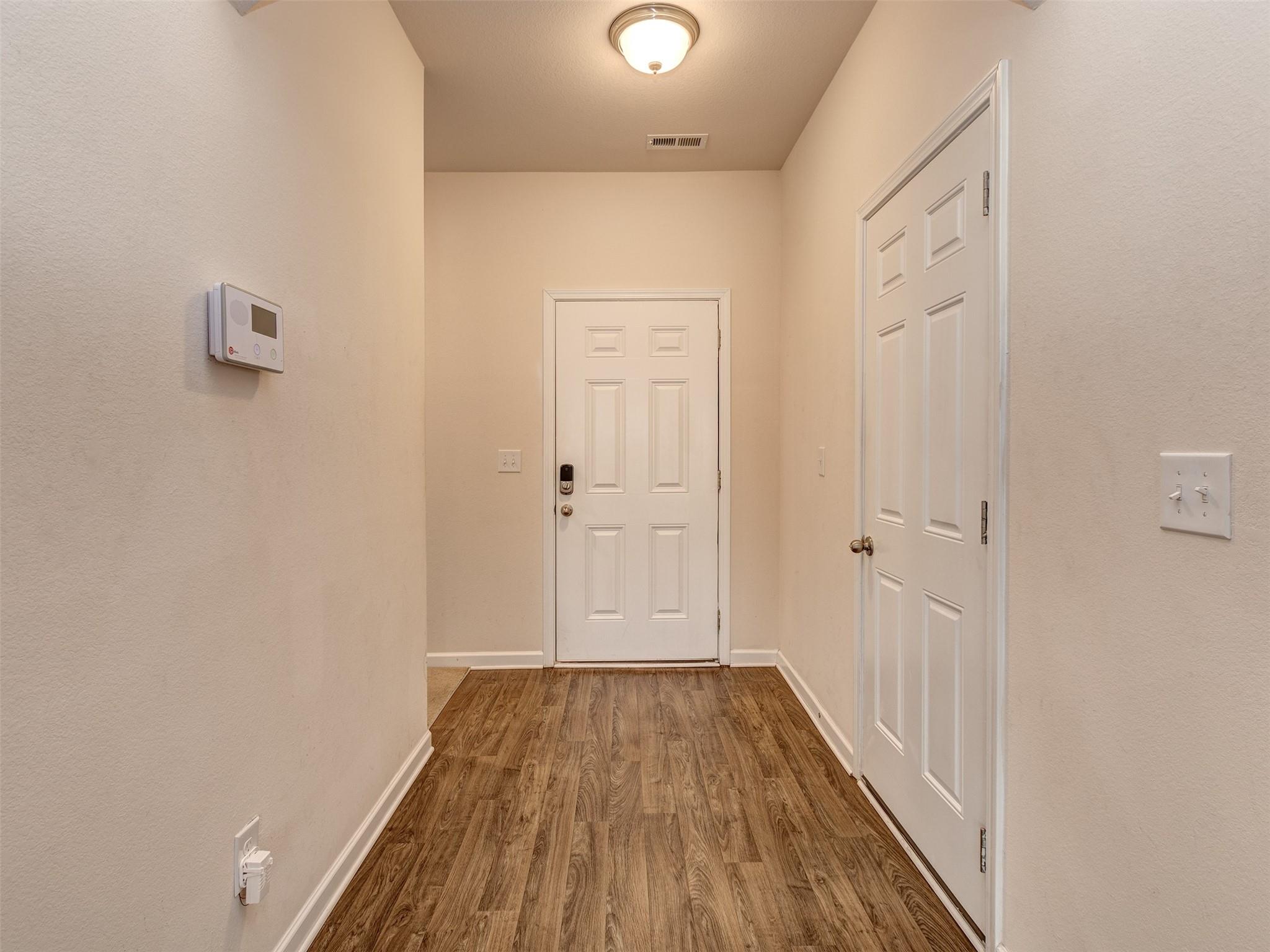 860 Joselynn Drive Property Photo 4