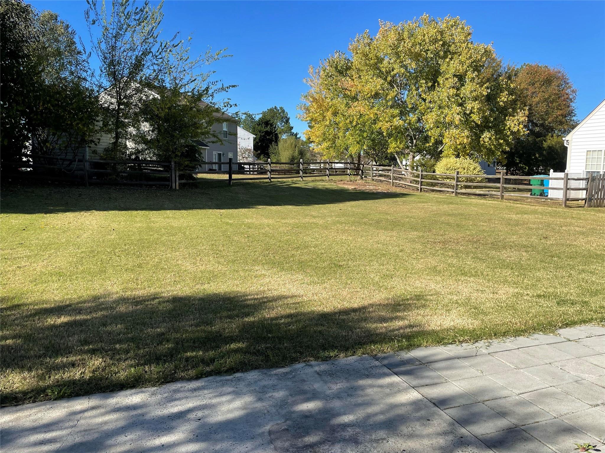 6052 Roseway Court Property Photo 16