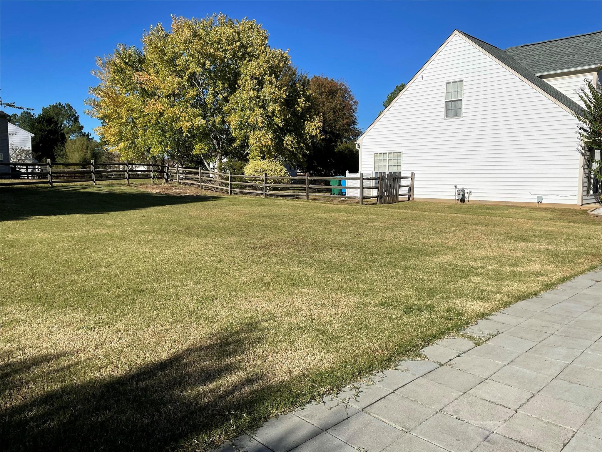 6052 Roseway Court Property Photo 17
