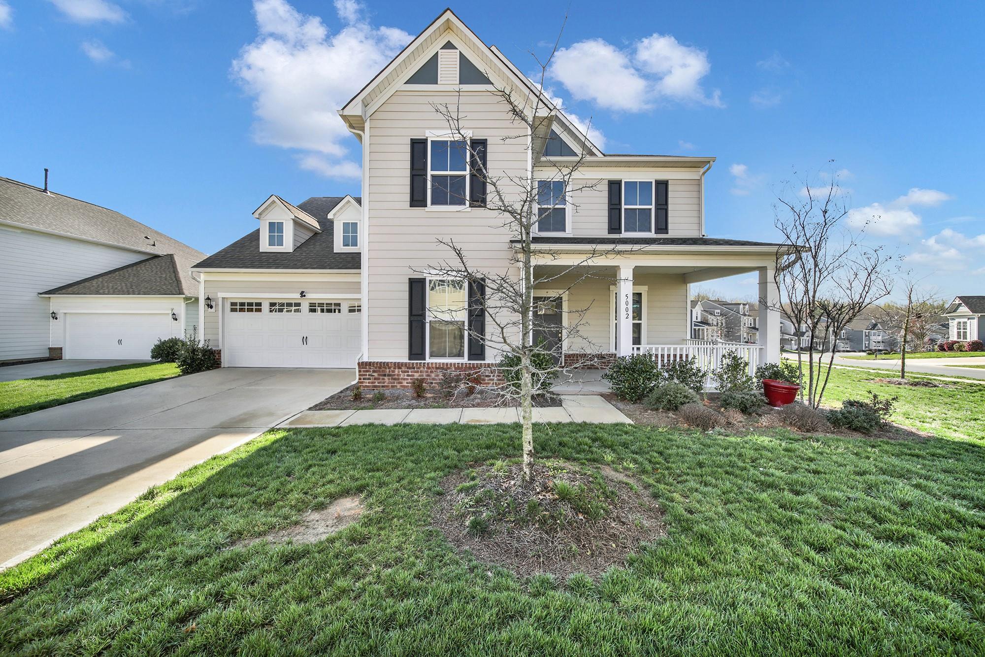 5002 Belleroyal Court Property Photo