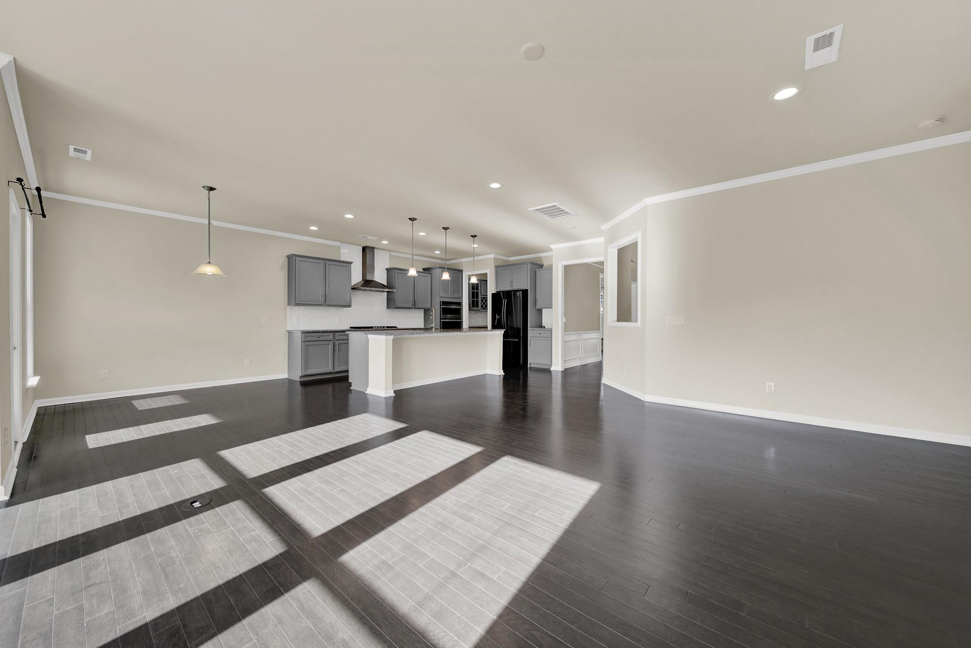 5002 Belleroyal Court Property Photo 6