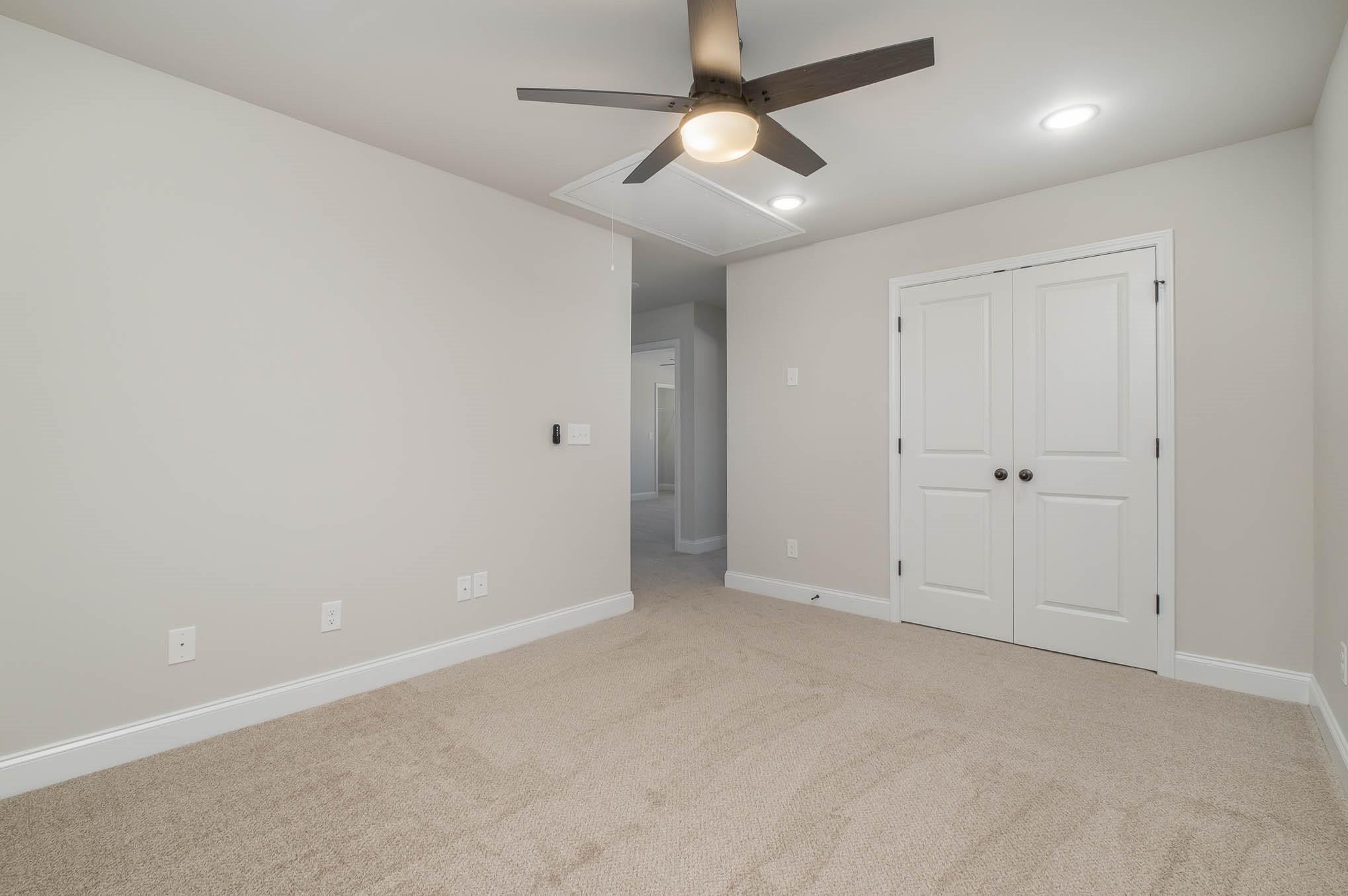 2507 Lynbridge Drive Property Photo 27