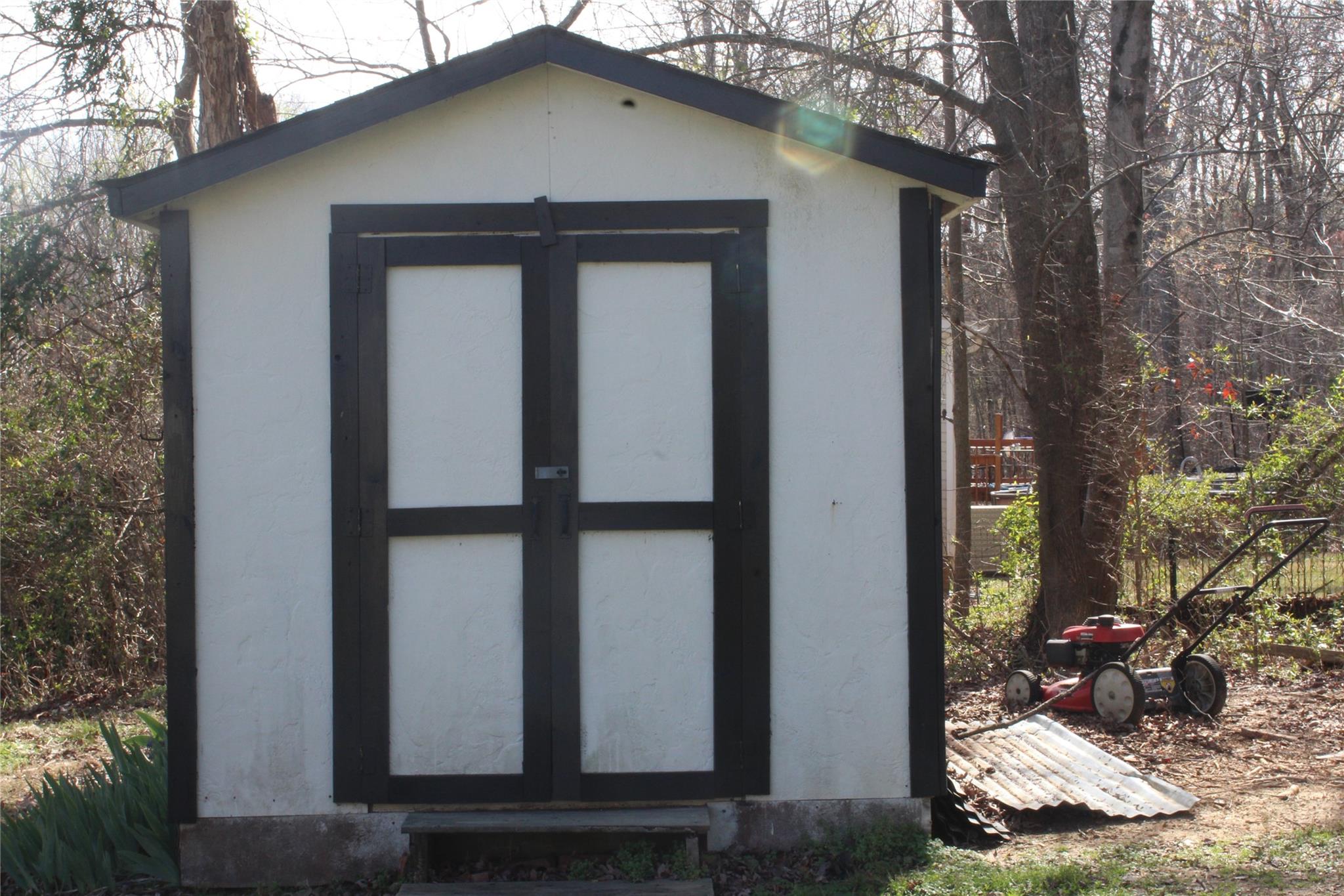 29675 Tiffany Woods Road Property Photo 11
