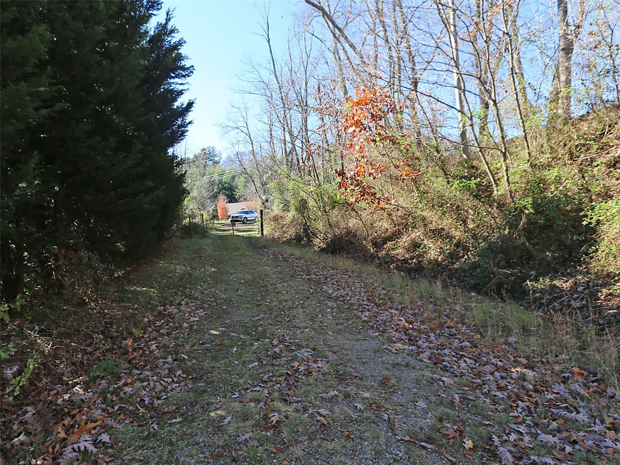 000 Russ Avenue Property Photo 12