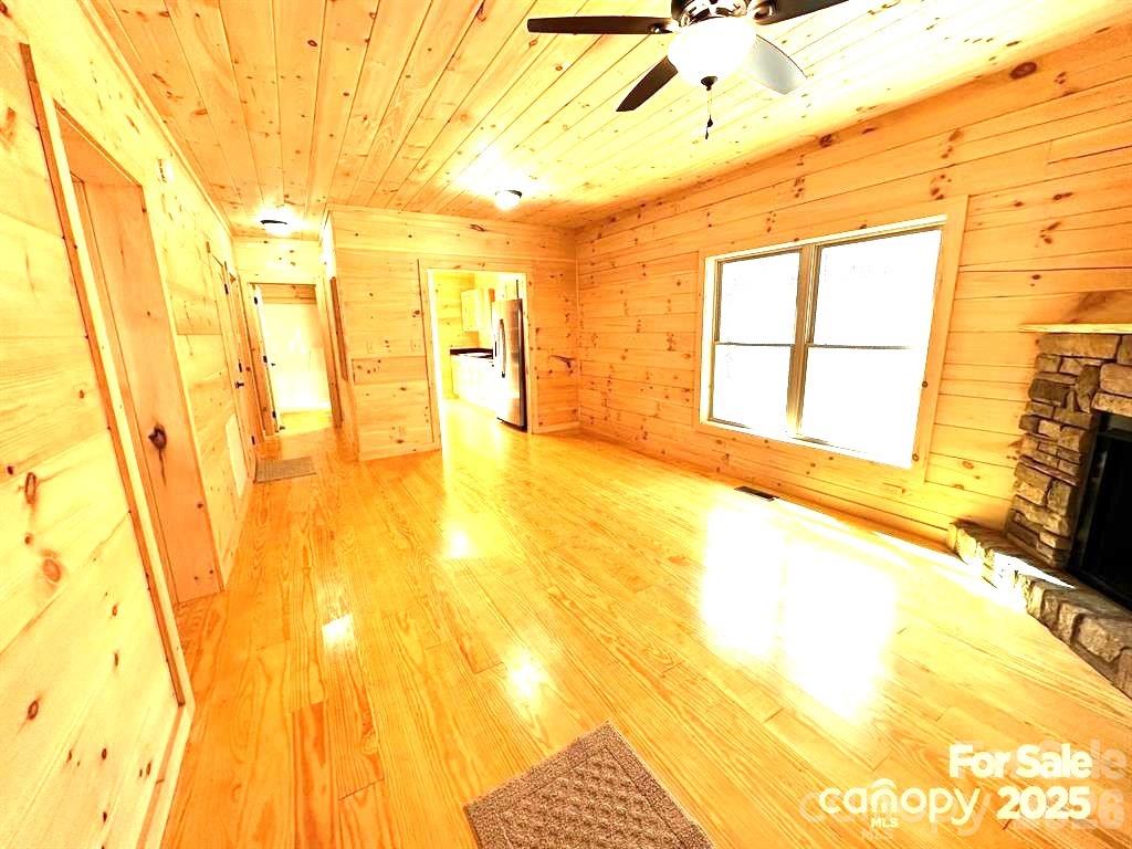 132 Chasewood Drive 12 Property Photo 10