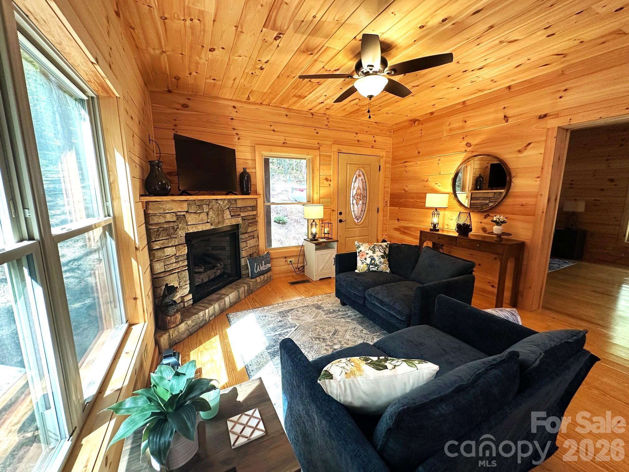 132 Chasewood Drive 12 Property Photo 11