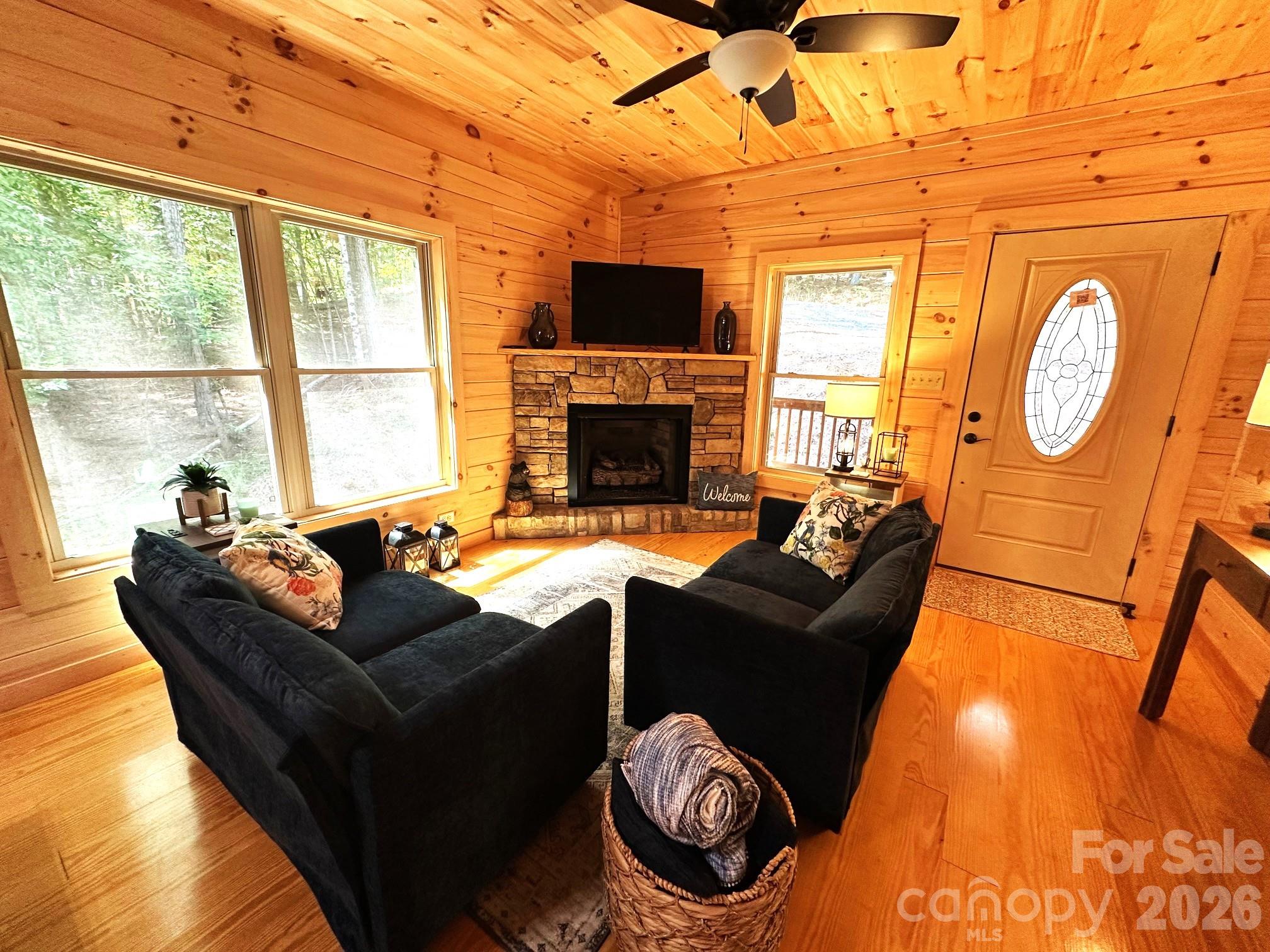 132 Chasewood Drive 12 Property Photo 13