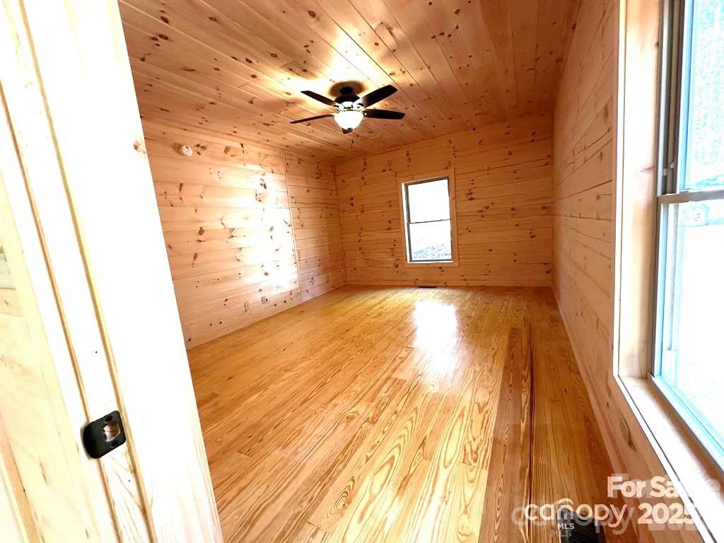 132 Chasewood Drive 12 Property Photo 24