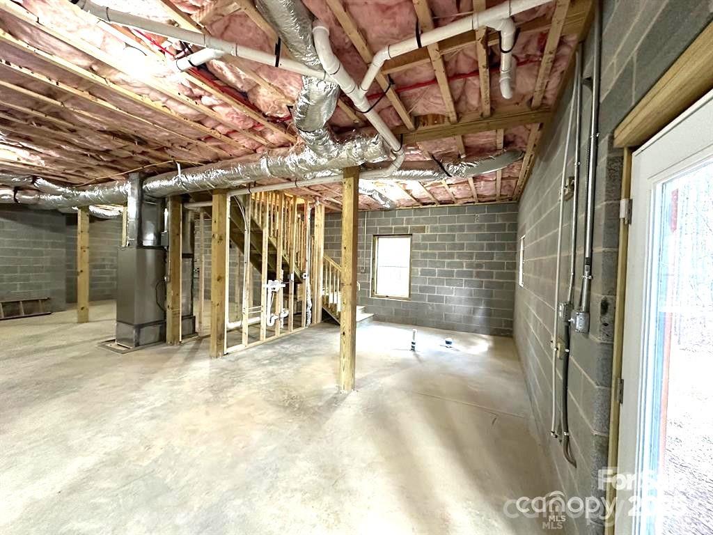 132 Chasewood Drive 12 Property Photo 27