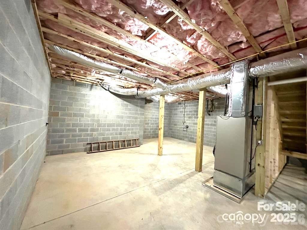 132 Chasewood Drive 12 Property Photo 28