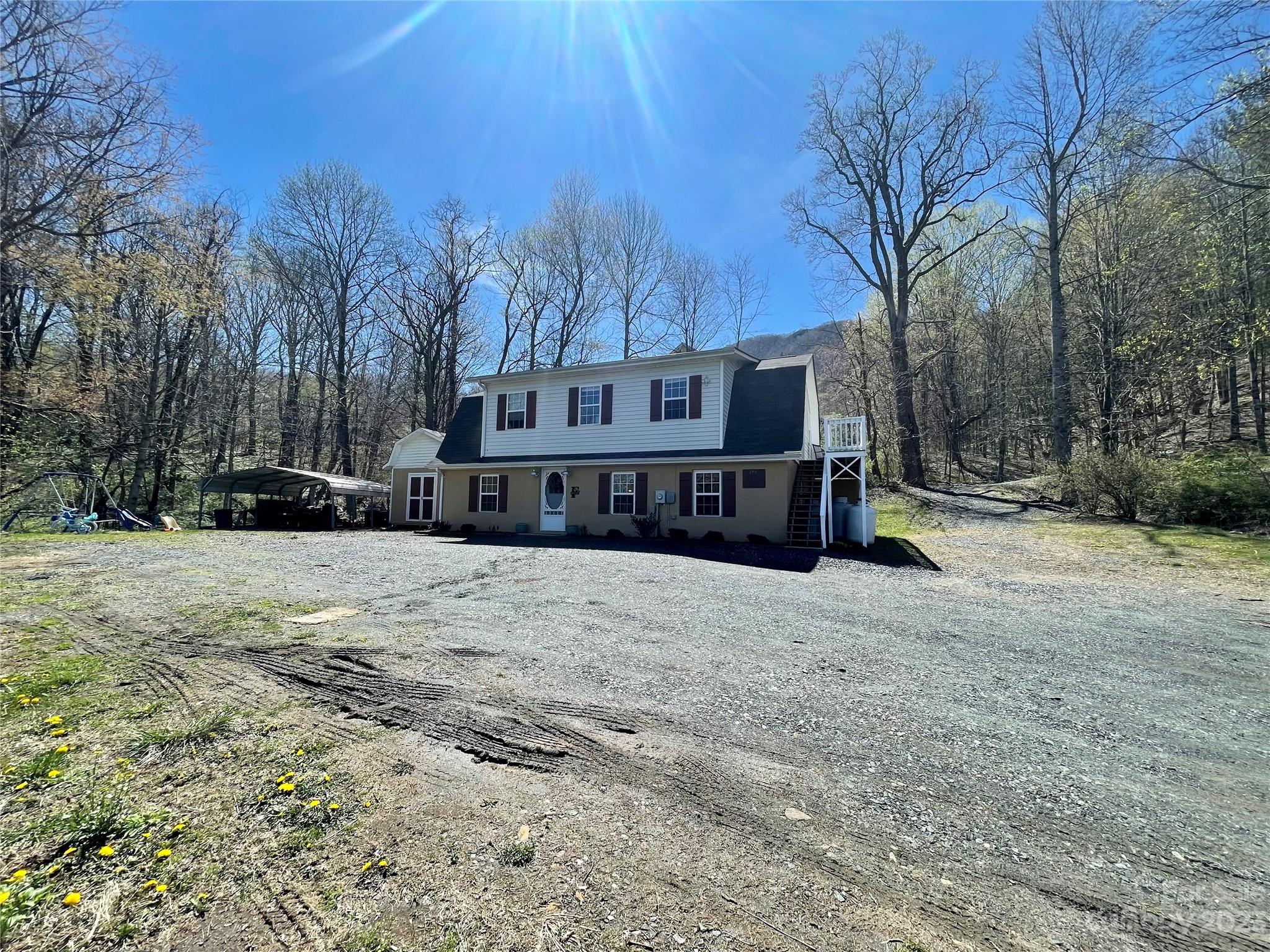 195 Trinity Lane Property Photo 3