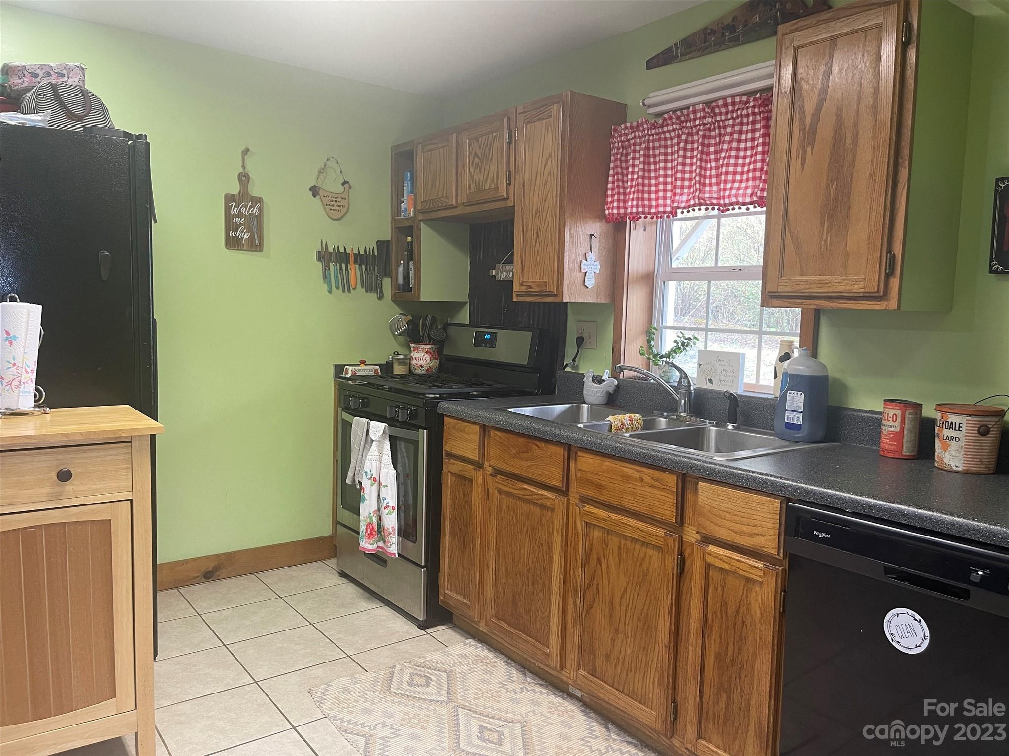 195 Trinity Lane Property Photo 15