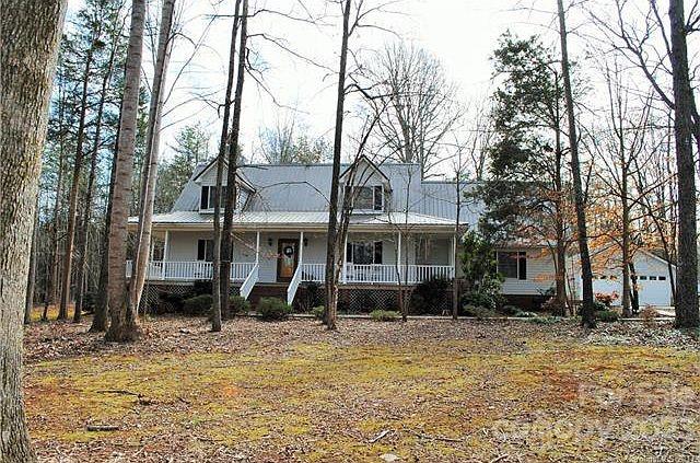 6525 Mooresville Road Property Photo 3